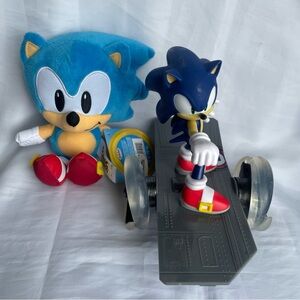 Sonic the Hedgehog Sonic 2 - Sonic Speed RC Vehicle &  and 8 inch Plush
